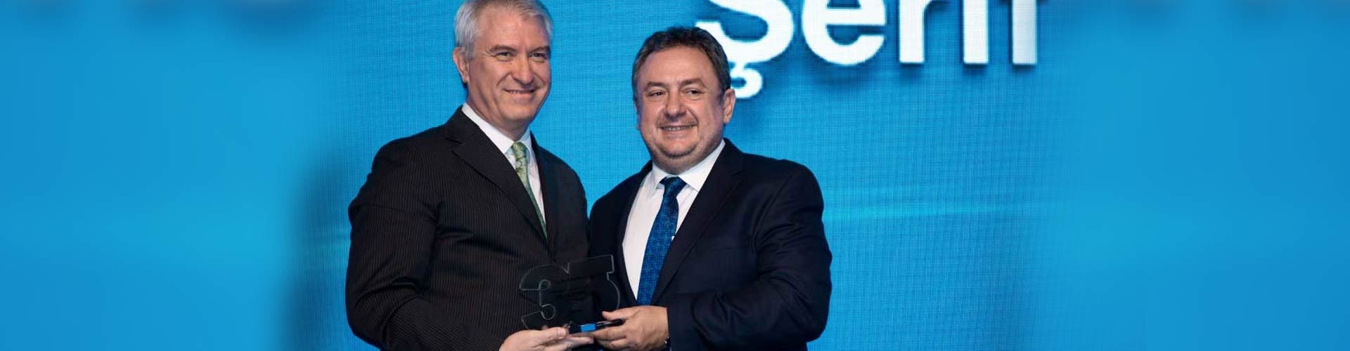 Digital Planet CEO’su Şerif Beykoz Türkiye Bilişim Sektöründe 35 Yıl Emek Ödülüne Layık Görüldü